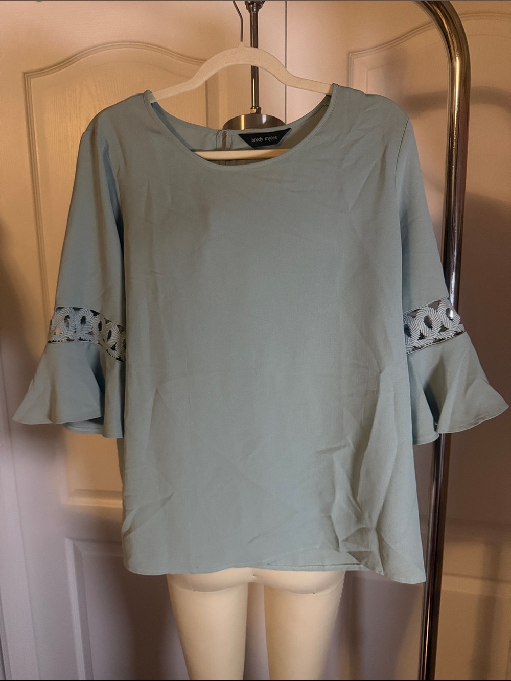 Light Blue Green Crochet-Sleeve Women's Top Blouse Size L | Brody myles
